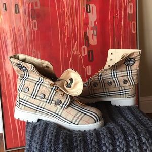 Burberry Timberlands